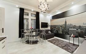 Garibaldi Apartment