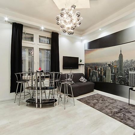 Garibaldi Apartment Budapest Exterior foto