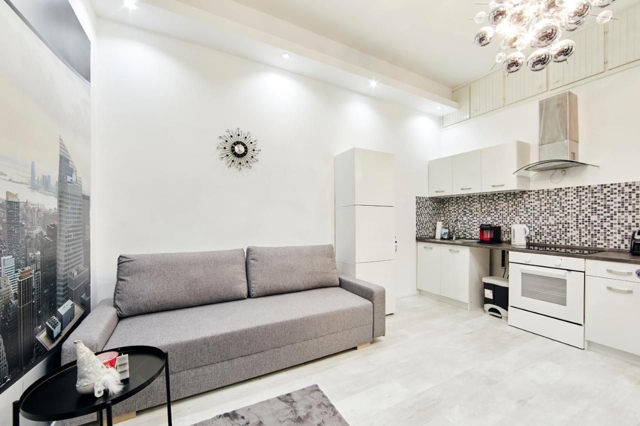 Garibaldi Apartment Budapest Exterior foto
